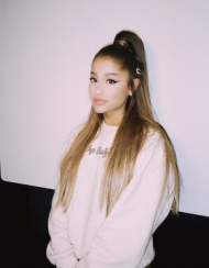 Kubek Ariana Grande