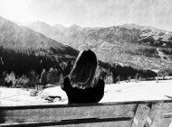 Bluzka męska z biało-czarnym nadrukiem - góry Alpy, Austria, dziewczyna